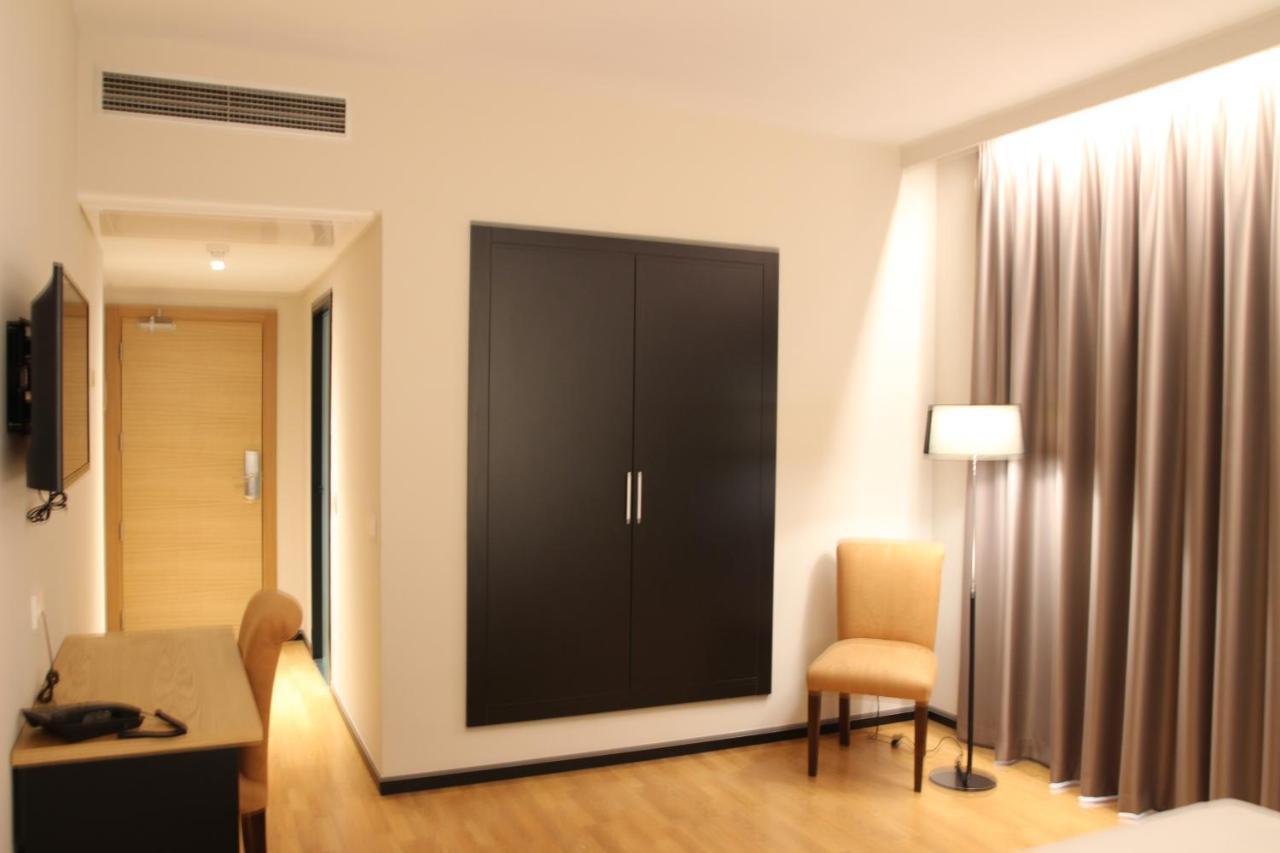 Hotel Alcantara Caces Eksteriør bilde