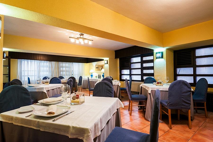 Hotel Alcantara Caces Eksteriør bilde