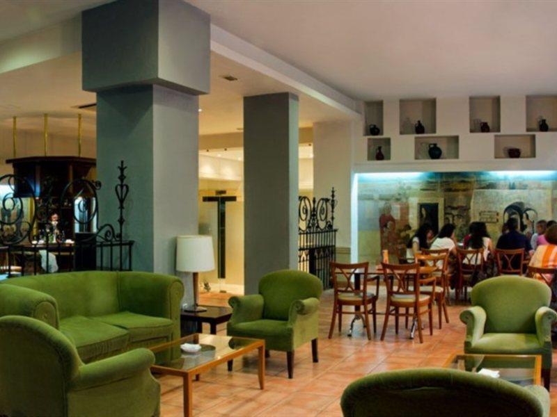 Hotel Alcantara Caces Eksteriør bilde
